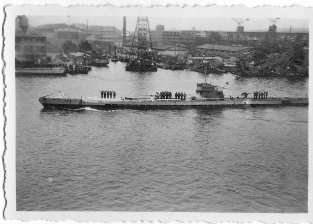 U-37 returning to base.jpg