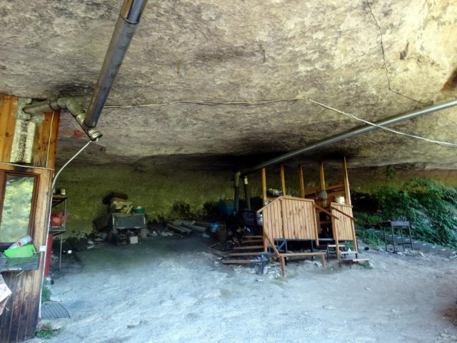 30 Монастырский двор.jpg