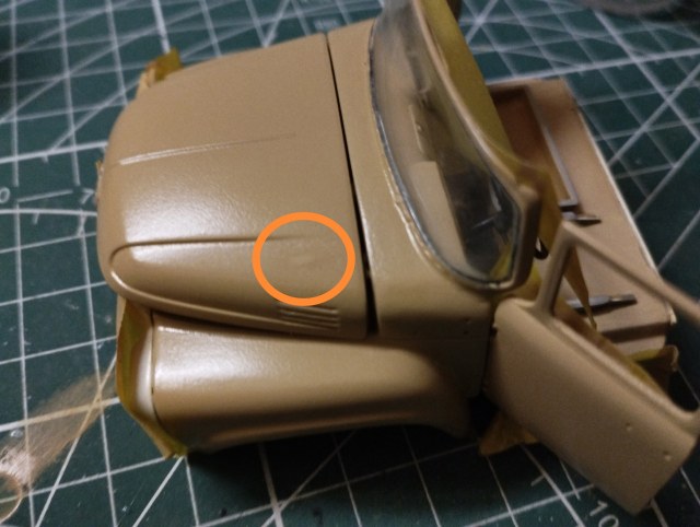 дефект лкп капот.jpg