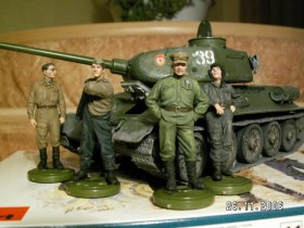 Экипаж машины боевой