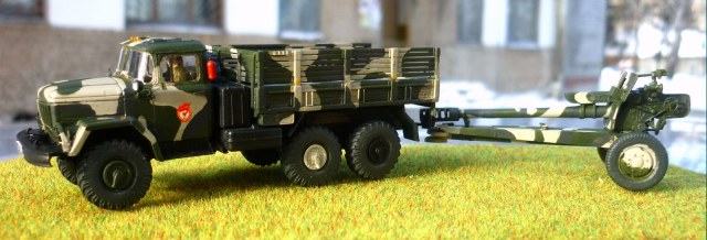 ЗиЛ-131 и Гаубица Д-30