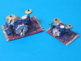 Заброшенная барабанная установка (две)