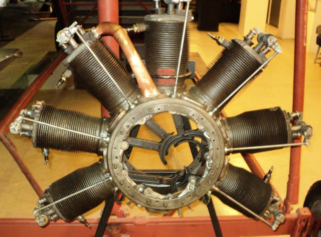 Двигатель Le Rhone 9С