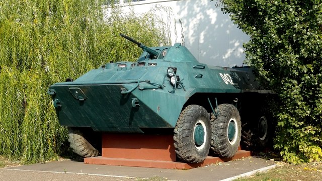 Советский бронетранспортёр БТР-70.