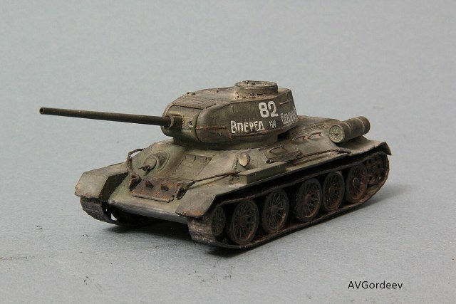 Советский средний танк Т-34/85