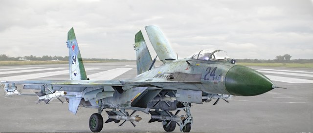 Su-27 Flanker B.