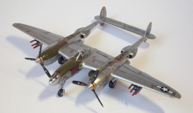 Lockheed P-38L Lightning 1:72 Revell