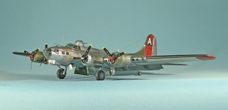 B-17G Flying Fortress “Половинка на половинку”