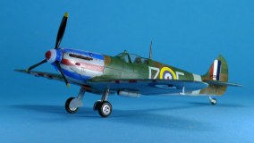 Supermarine Spitfire Mk.Ia   1/72   «Revell»