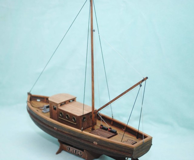 Рыболовный бот "Джулия"