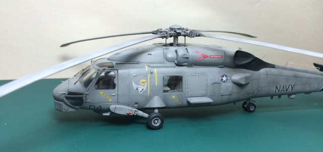 SH-60B SEAHAWK