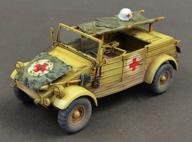 Kubelwagen Typ 82 Ambulance