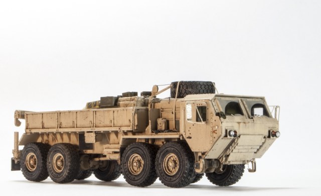 Oshkosh HEMTT армии США с бронированной кабиной (Война в Ираке)