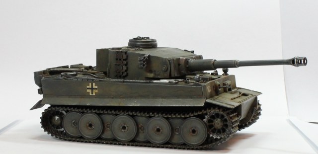 TIGER 1 EARLY VERSION от ACADEMY