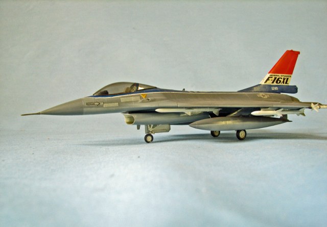 F-16XL