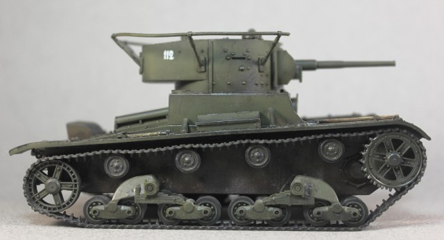Легкий советский танк т-26 (звезда 1/35)