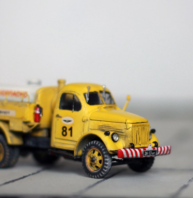 Маслозаправщик на базе ГАЗ-51 (МЗ-51М)