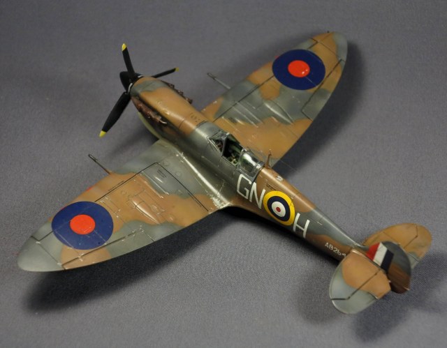 Supermarine Spitfire Mk. Vb Trop