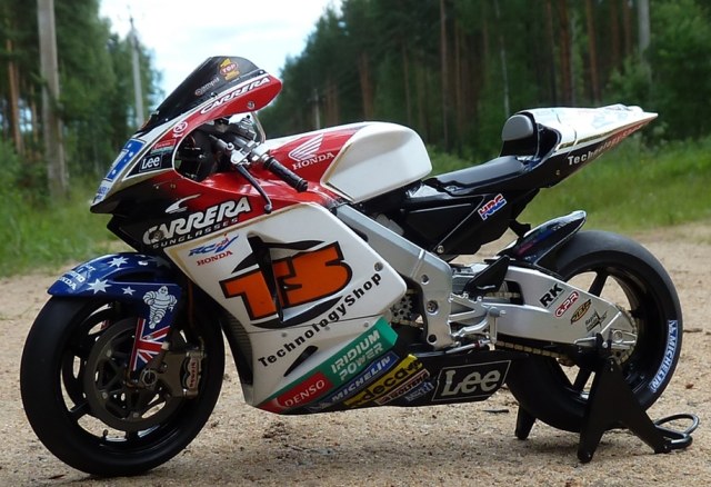 LCR Honda RC211V