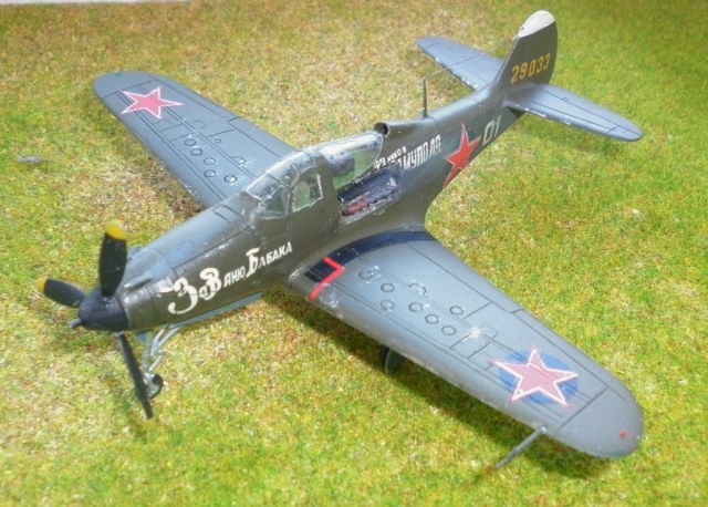 P-39 N-0 Airacobra Героя Советского Союза Дольникова  100 ГвИАП
