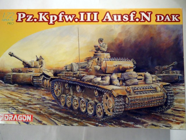 Pz.Kpfw. III ausf.N DAK (1/72)