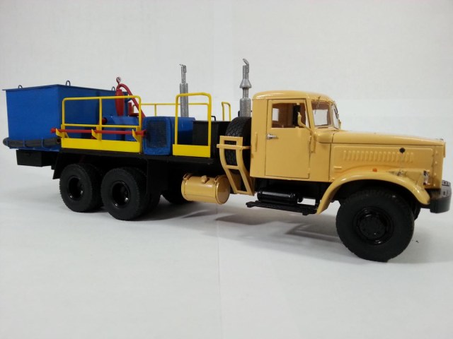 Цементировочный агрегат ЦА-320 1:43