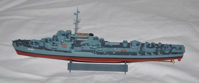 Эскортный корабль "Ингланд"