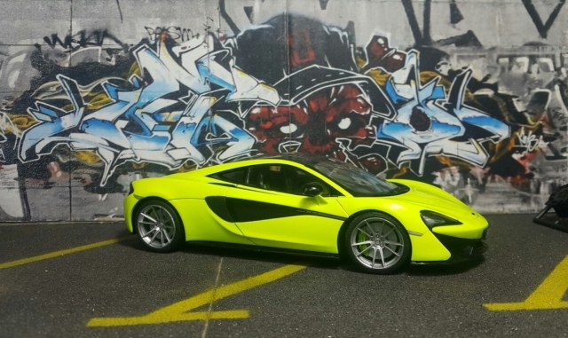 McLaren 570S