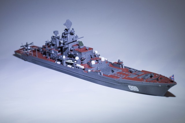 Российский атомный ракетный крейсер “Петр Великий”