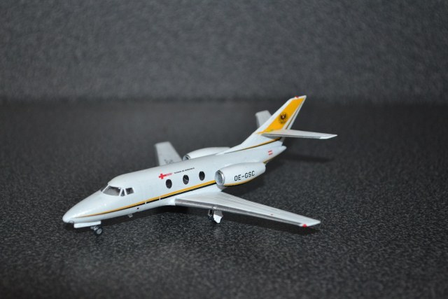 Dassault Falcon 10