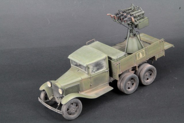 ГАЗ-ААА со счетверенным пулеметом Максим
