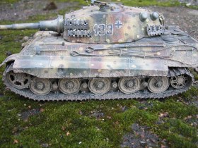 Sd.Kfz 182 KING TIGER Dragon