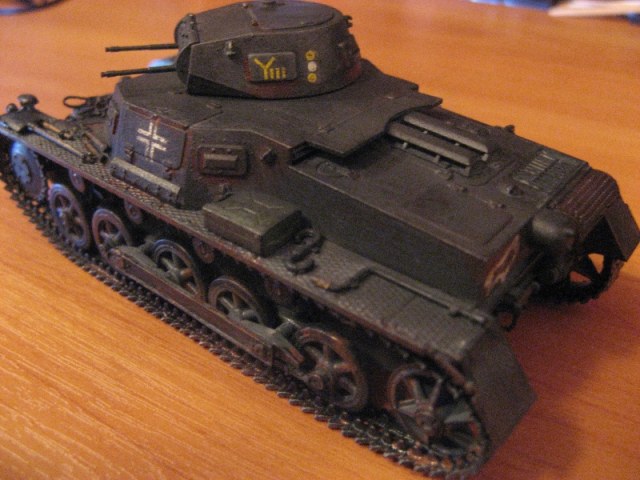 GERMAN LIGCHT TANK PANZER 1B