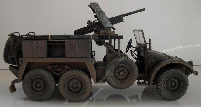 1 ton (6x4) Kfz.69 Towing Truck with 3.7cm PAK - Krupp Protze