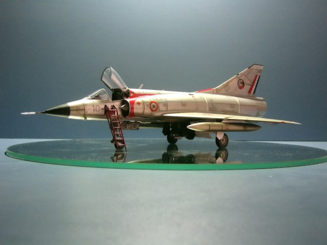 DASSAULT MIRAGE IIIC от Hobby Boss 1:48