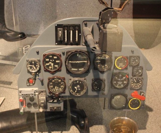 Приборная доска Bf109