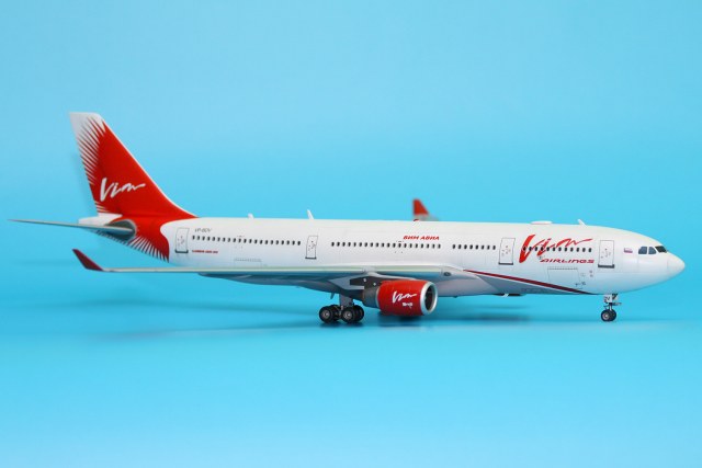 Airbus A-330 200 1/144 Конверсия из Revell Vim Avia