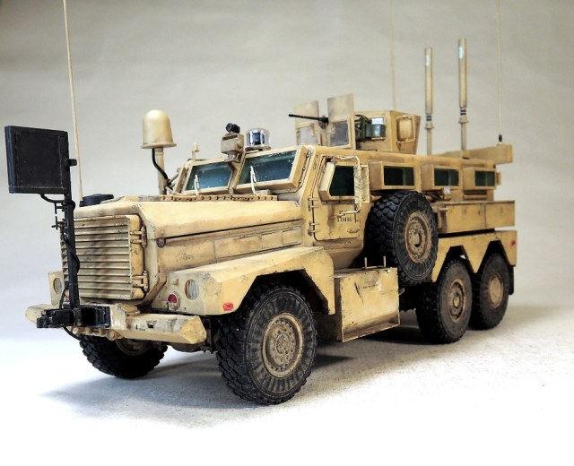 COUGAR 6X6 MRAP
