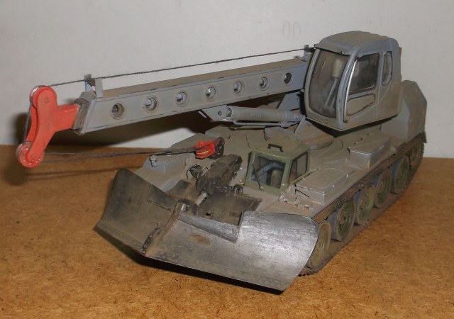 Кран на базе танка Т-54 (?)