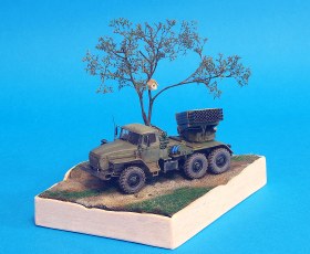 БМ-21 "Град" РСЗО на позиции