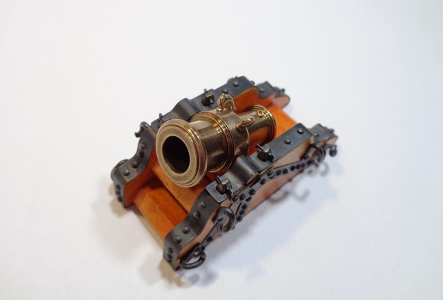 2-х пудовая голландская бронзовая  мортира  1743г.