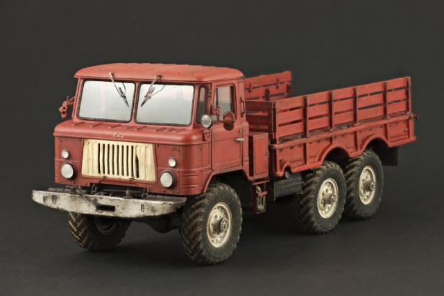 Трехосный полноприводный грузовик ГАЗ-34