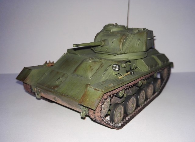 Легкий танк Т-80