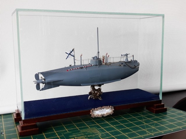 Подводная лодка «СОМЪ»  Российского Императорского Флота. "Приказа на всплытие не будет".