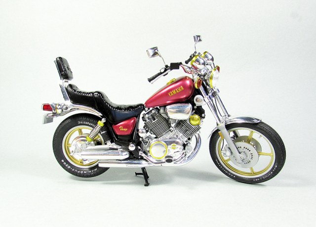 Yamaha XV 1000 1/12