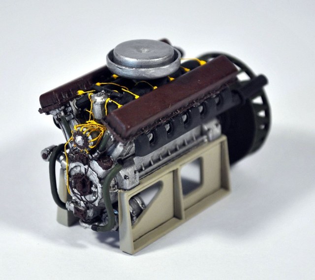 Двигатель В-2