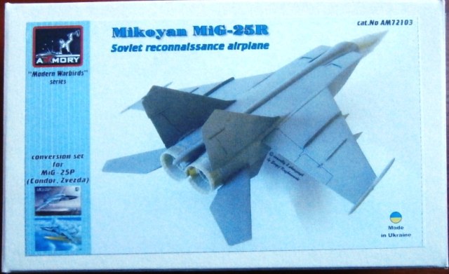 Mikoyan MiG-25R Soviet reconnaissance airplane cat.# AM 72103