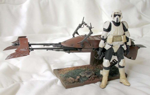 SCOUT TROOOER&SPEEDER BIKE