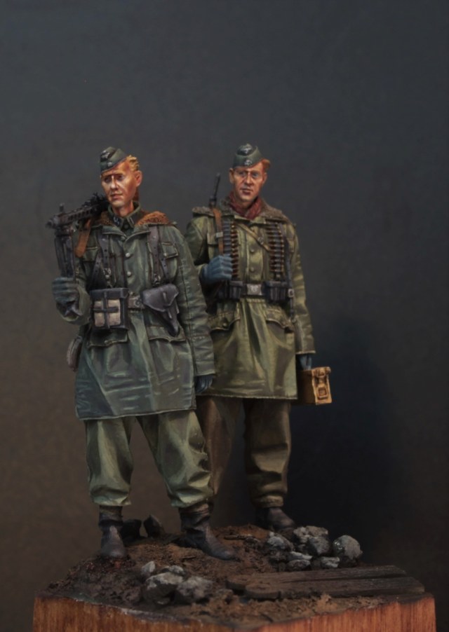 Немецкие пулеметчики в парках