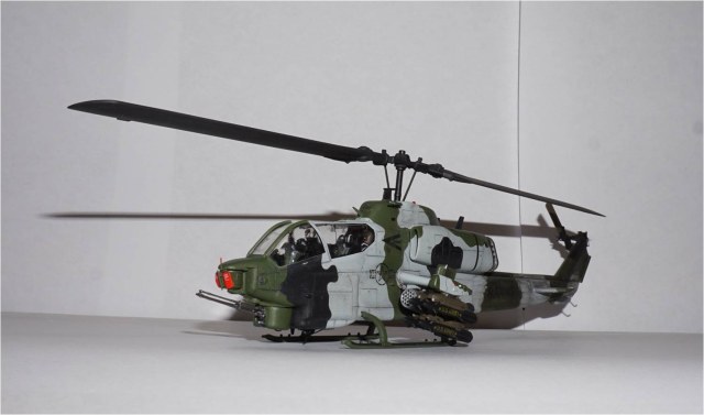 AH-1W